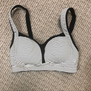 Lulu Lemon Sports Bra 32D